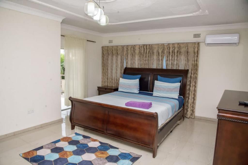 Royal Suites Apartments Lusaka Exterior foto